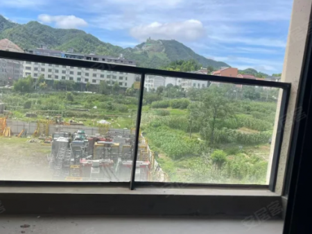 绿城桂语江南 南北通透 小三居